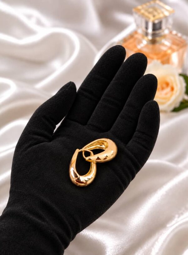 Fine heart earrings - gold