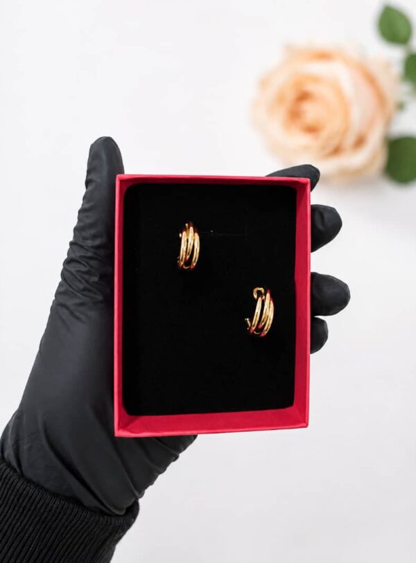Spiral-shaped earrings - gold