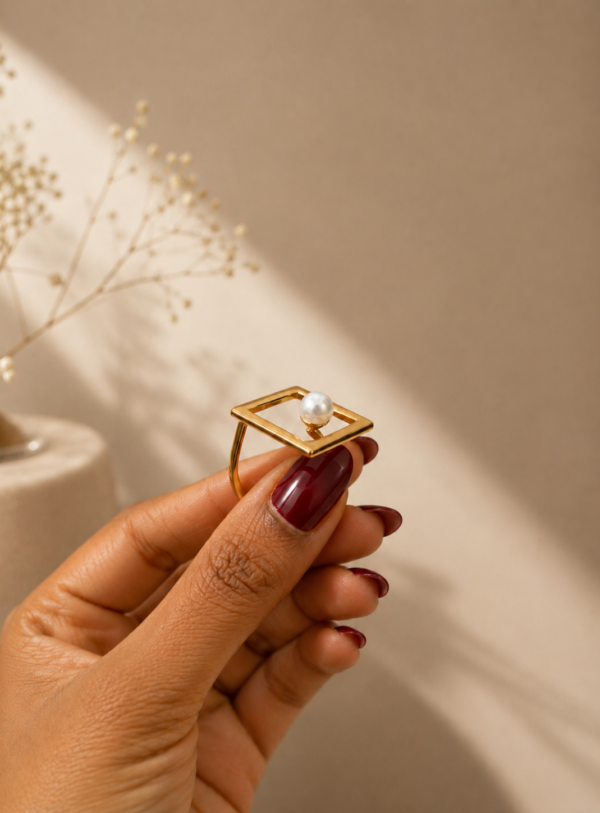 Simple fashion rings - pearl